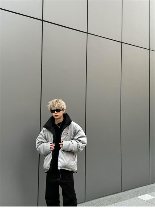 Balenciaga 발렌시아가 리버시블 Cocoon 패딩 2컬러 레플리카 18번 이미지 - 의류 | 세미샵 레플리카 사이트