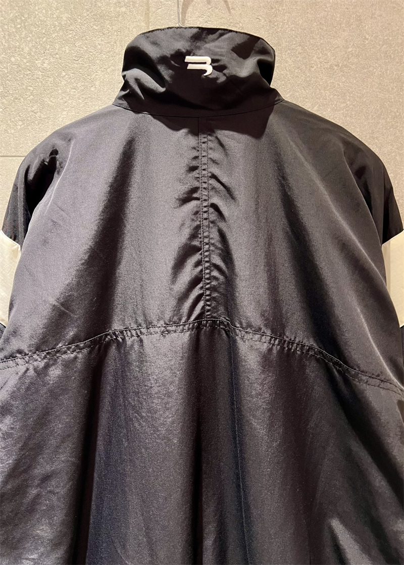 발렌시아가 발렌시아가 스포티 B 트랙 자켓 레플리카 11번 이미지 - 의류 | 세미샵 레플리카 사이트