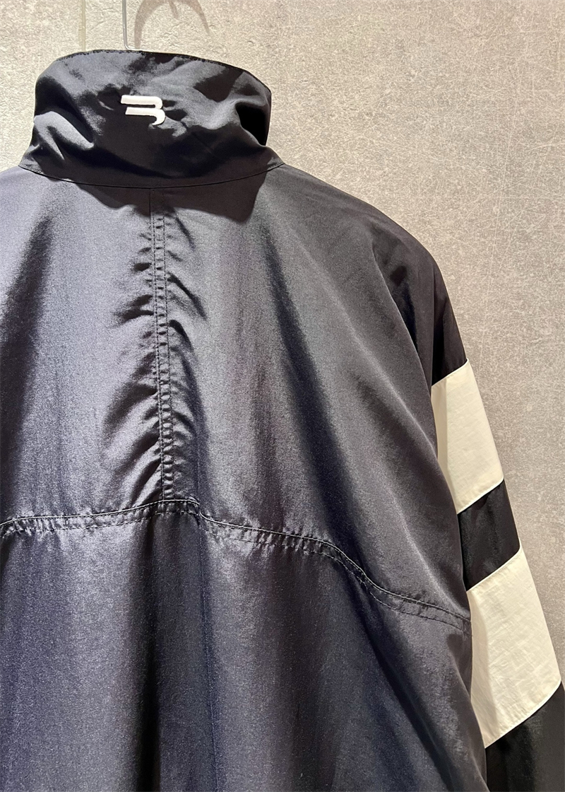 발렌시아가 발렌시아가 스포티 B 트랙 자켓 레플리카 16번 이미지 - 의류 | 세미샵 레플리카 사이트