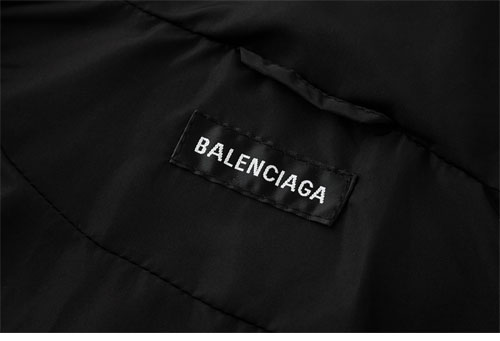 Balenciaga 발렌시아가 웨이브로고 C-쉐입 패딩 자켓 레플리카 9번 이미지 - 의류 | 세미샵 레플리카 사이트