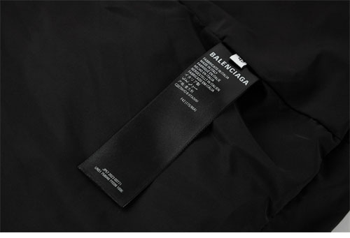 Balenciaga 발렌시아가 웨이브로고 C-쉐입 패딩 자켓 레플리카 10번 이미지 - 의류 | 세미샵 레플리카 사이트