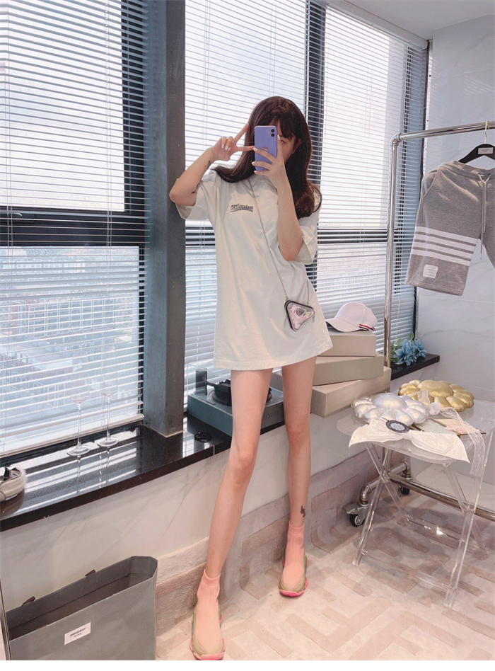 발렌시아가 웨이브로고 자수 반팔 티셔츠 (TJ공장) - 상세 이미지