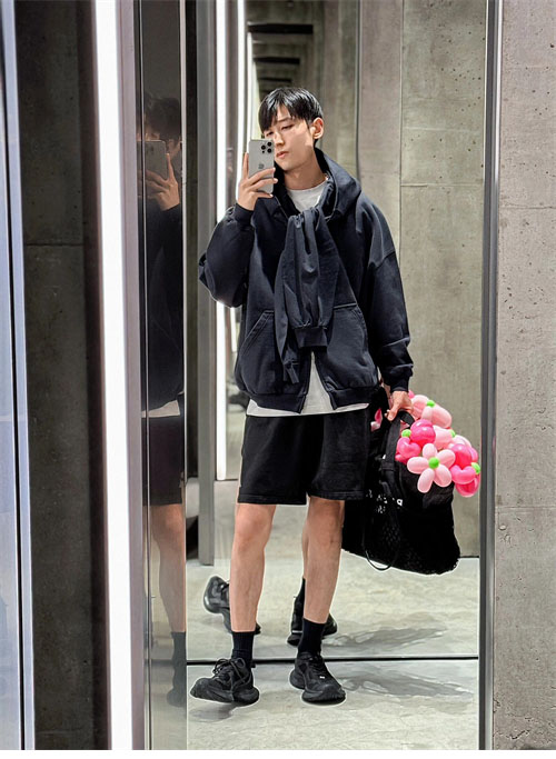 Balenciaga 발렌시아가 유니티 스포츠 아이콘 인코그니토 오버사이즈 후드 집업 레플리카 12번 이미지 - 의류 | 세미샵 레플리카 사이트