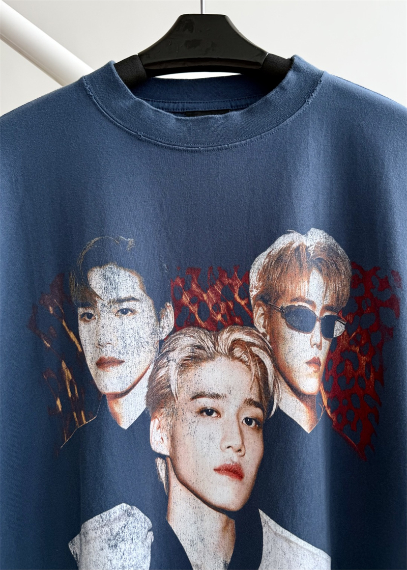 발렌시아가 발렌시아가 피피 끄릿 오버사이즈 반팔 티셔츠 레플리카 3번 이미지 - 의류 | 세미샵 레플리카 사이트