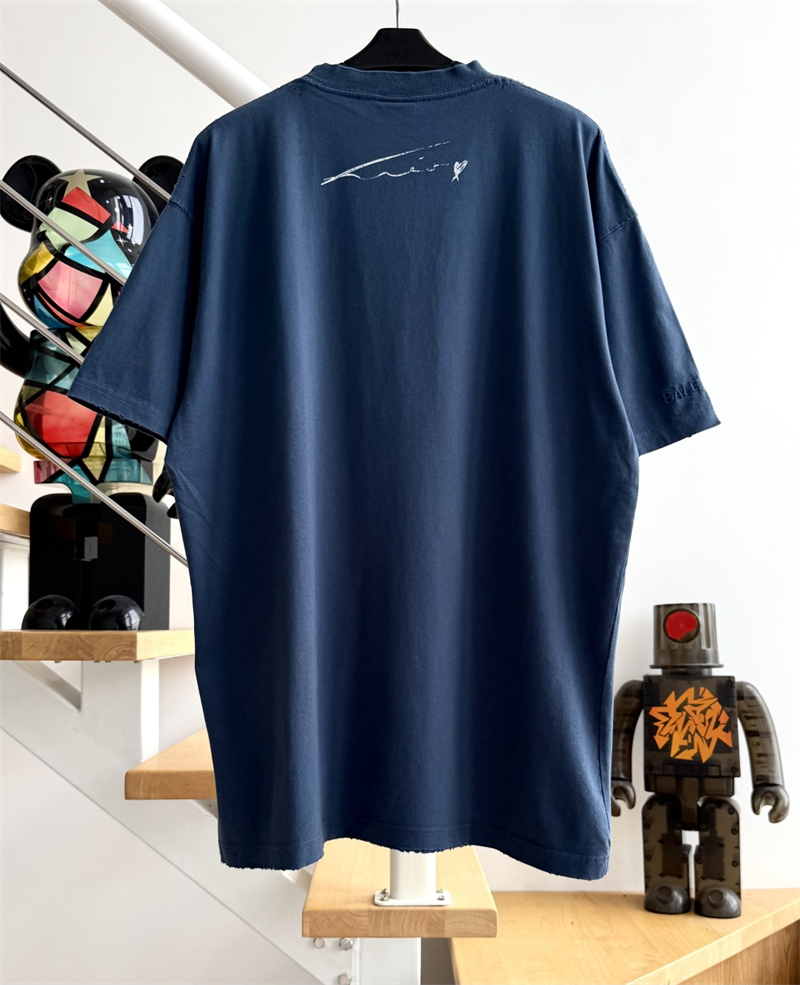 발렌시아가 발렌시아가 피피 끄릿 오버사이즈 반팔 티셔츠 레플리카 7번 이미지 - 의류 | 세미샵 레플리카 사이트