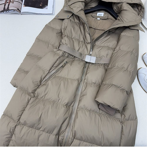Burberry 버버리 24SS 벨티드 롱 다운 패딩 레플리카 5번 이미지 - 의류 | 세미샵 레플리카 사이트
