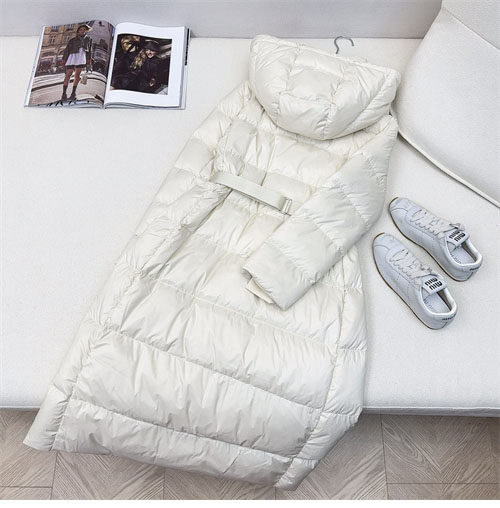 Burberry 버버리 24SS 벨티드 롱 다운 패딩 레플리카 18번 이미지 - 의류 | 세미샵 레플리카 사이트