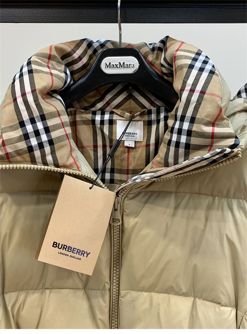 Burberry 버버리 90 트렌치 벨트 패딩 다운 자켓 레플리카 10번 이미지 - 의류 | 세미샵 레플리카 사이트