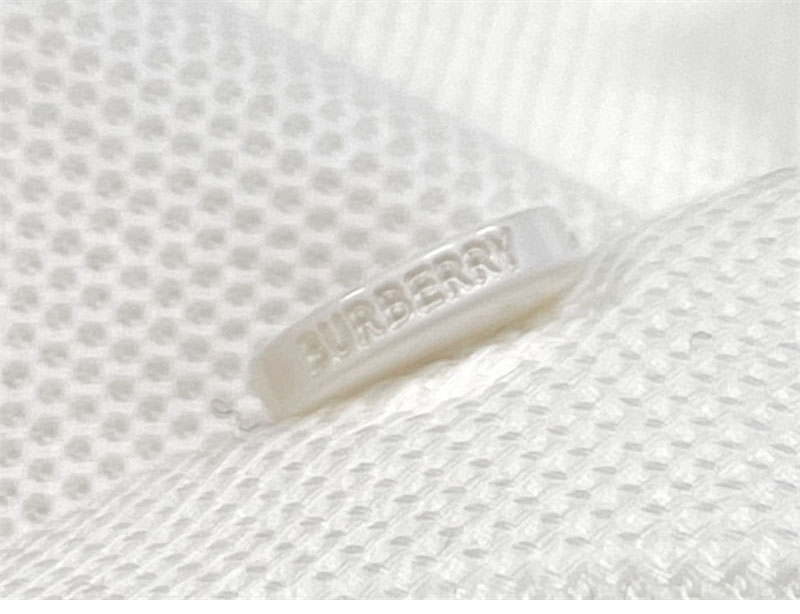 버버리 버버리 EKD 체크 코튼 폴로 셔츠 레플리카 16번 이미지 - 의류 | 세미샵 레플리카 사이트