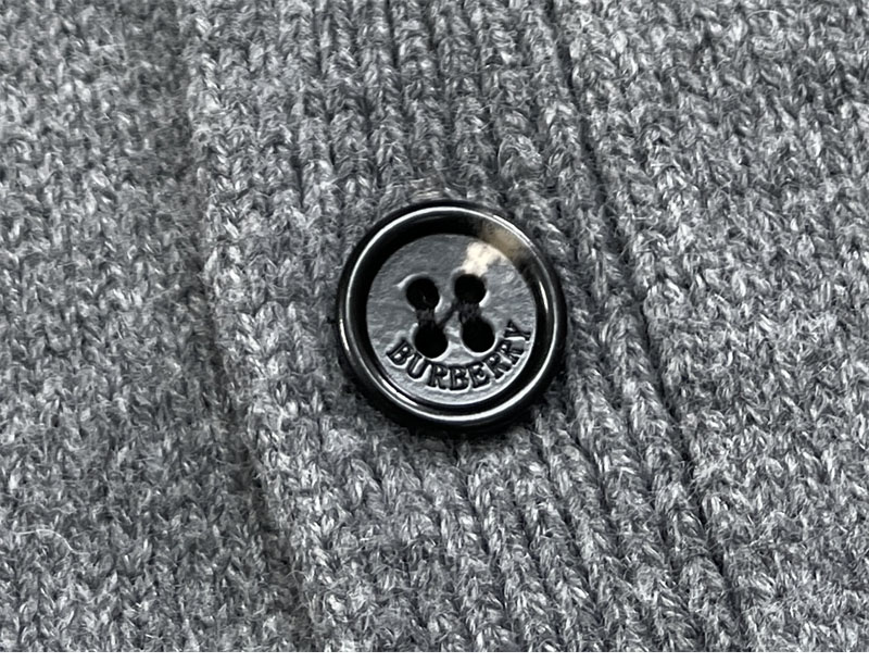 버버리 버버리 EKD 캐시미어 가디건 레플리카 14번 이미지 - 의류 | 세미샵 레플리카 사이트