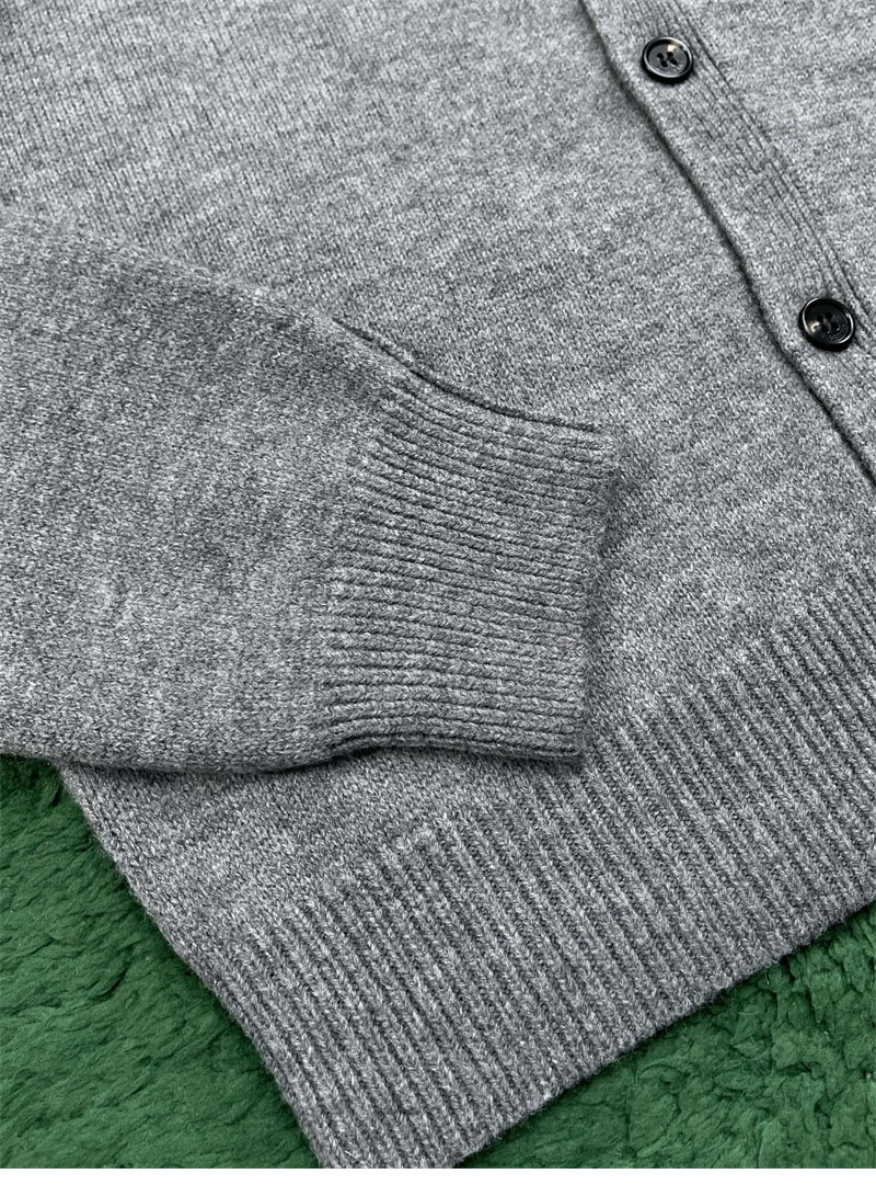 버버리 버버리 EKD 캐시미어 가디건 레플리카 11번 이미지 - 의류 | 세미샵 레플리카 사이트