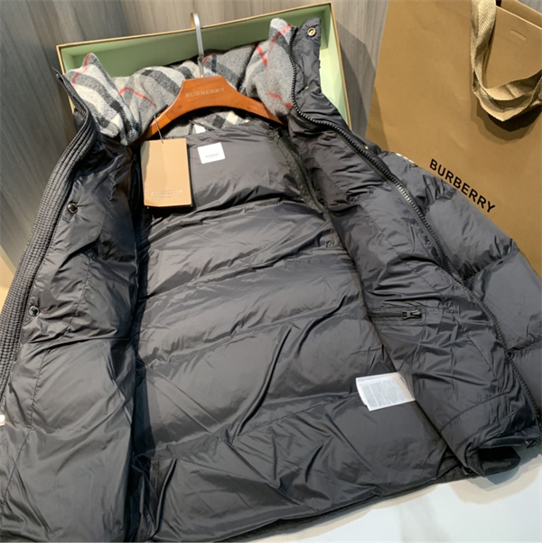 Burberry 버버리 록웰 디태처블 후드 푸퍼 패딩 자켓 레플리카 17번 이미지 - 의류 | 세미샵 레플리카 사이트