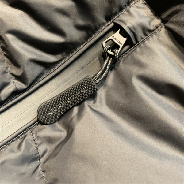 Burberry 버버리 록웰 디태처블 후드 푸퍼 패딩 자켓 레플리카 21번 이미지 - 의류 | 세미샵 레플리카 사이트