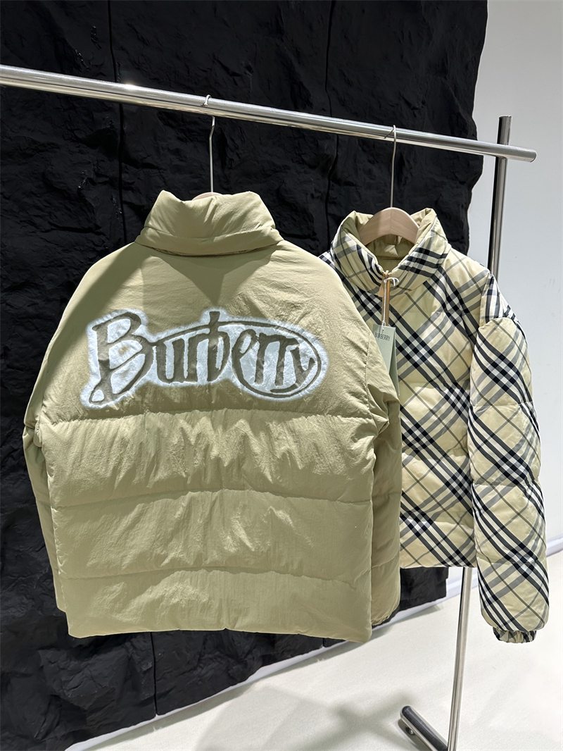 버버리 버버리 리버시블 다운 패딩 자켓 레플리카 11번 이미지 - 의류 | 세미샵 레플리카 사이트