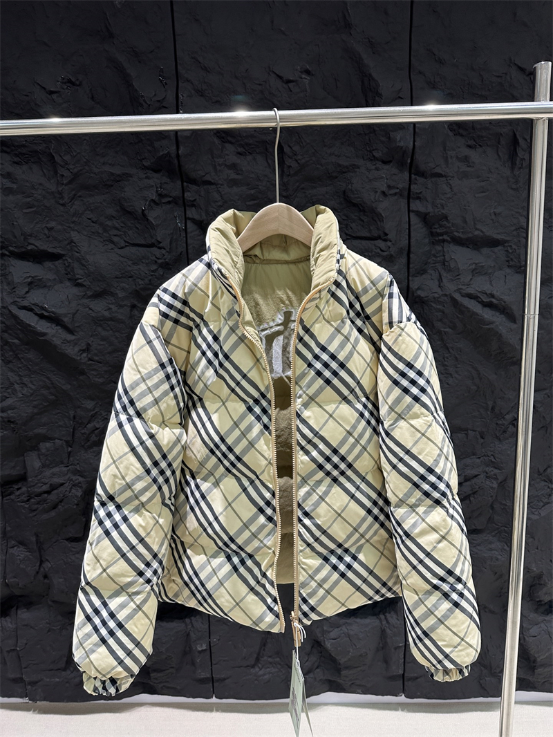 버버리 버버리 리버시블 다운 패딩 자켓 레플리카 15번 이미지 - 의류 | 세미샵 레플리카 사이트