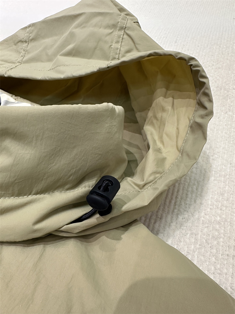 버버리 버버리 리버시블 다운 패딩 자켓 레플리카 8번 이미지 - 의류 | 세미샵 레플리카 사이트