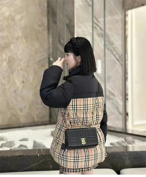 버버리 리버시블 다운 퍼퍼 패딩 자켓 - 상세 이미지