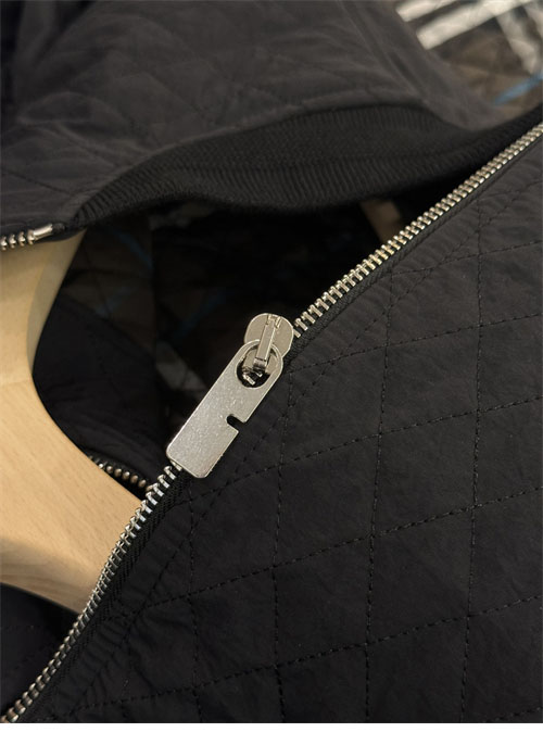 Burberry 버버리 퀼팅 나일론 봄버 자켓 레플리카 11번 이미지 - 의류 | 세미샵 레플리카 사이트