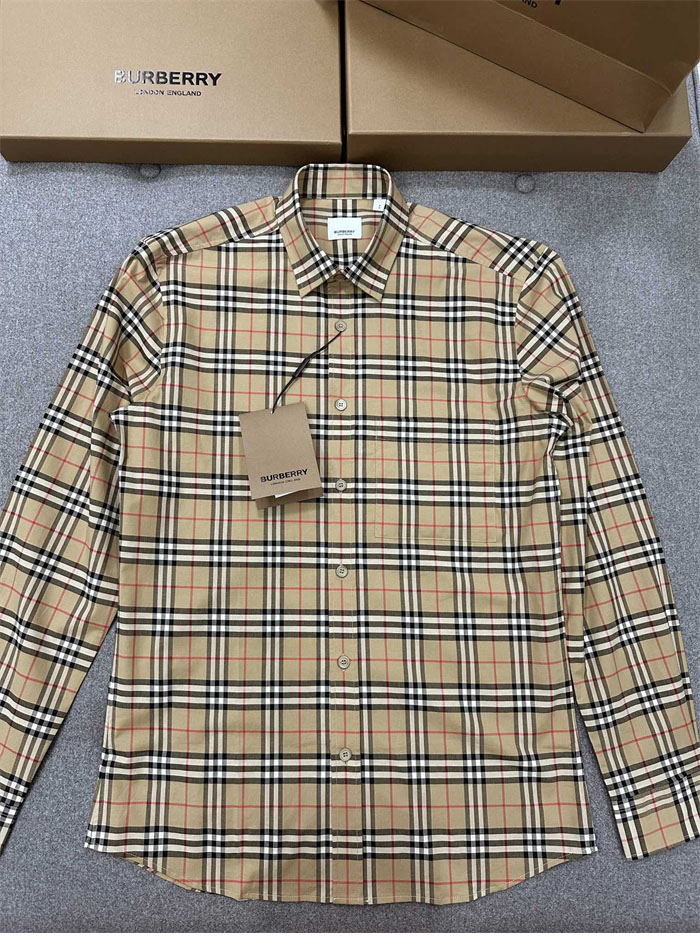 Burberry 버버리 클래식 체크 코튼 포플린 셔츠 레플리카 6번 이미지 - 의류 | 세미샵 레플리카 사이트