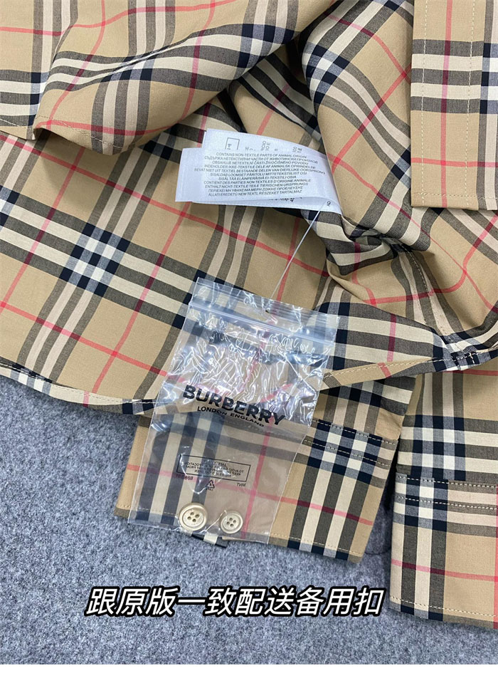 Burberry 버버리 클래식 체크 코튼 포플린 셔츠 레플리카 25번 이미지 - 의류 | 세미샵 레플리카 사이트