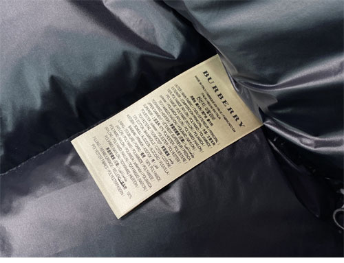 Burberry 버버리 패치 클래식 푸퍼 다운 패딩 자켓 레플리카 37번 이미지 - 의류 | 세미샵 레플리카 사이트