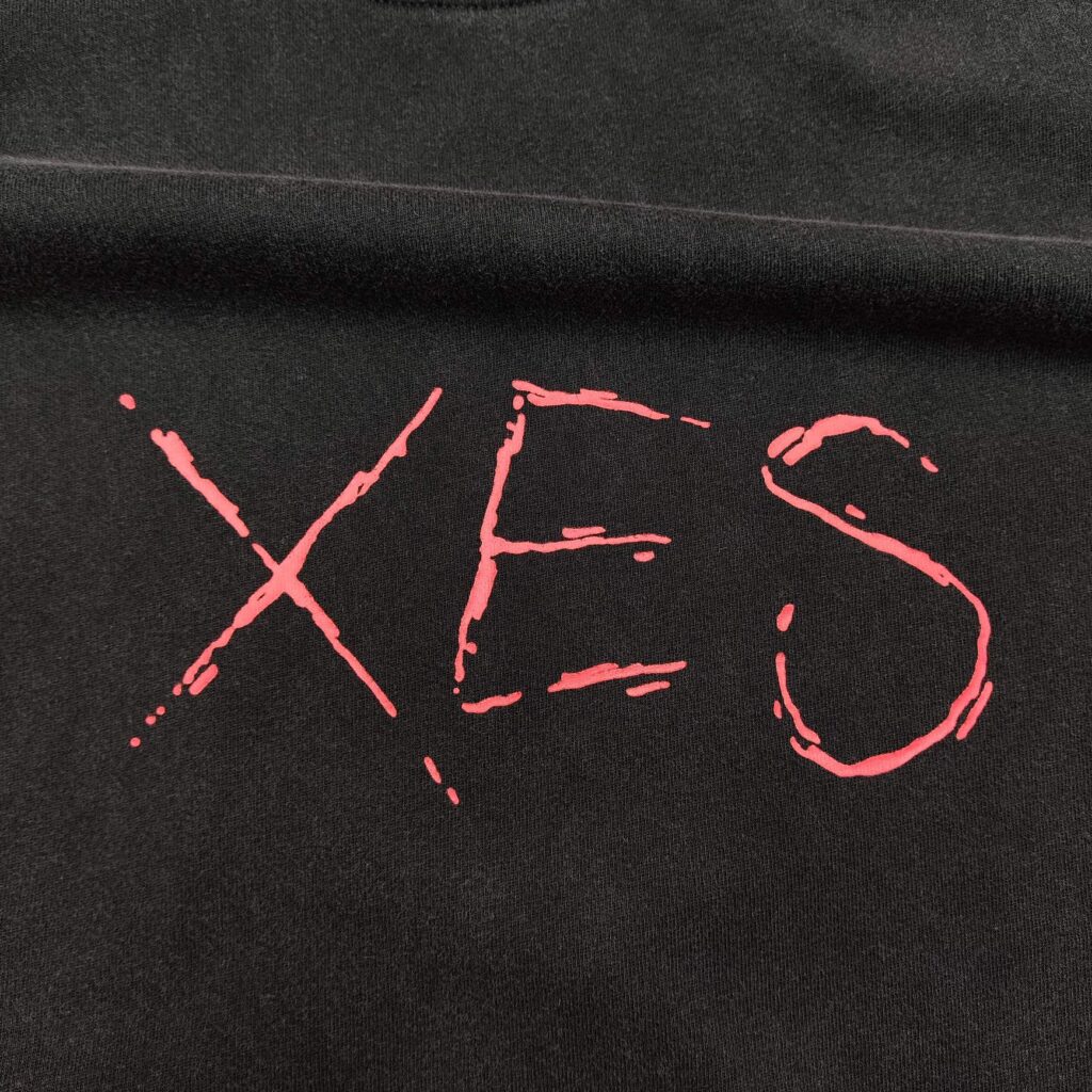 베트멍 24SS XES 프린팅 반팔 티셔츠 블랙 - 상세 이미지