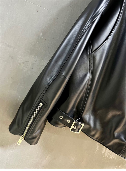 셀린느 24FW 스냅 버튼 램스킨 퓨어 카라 자켓 - 상세 이미지