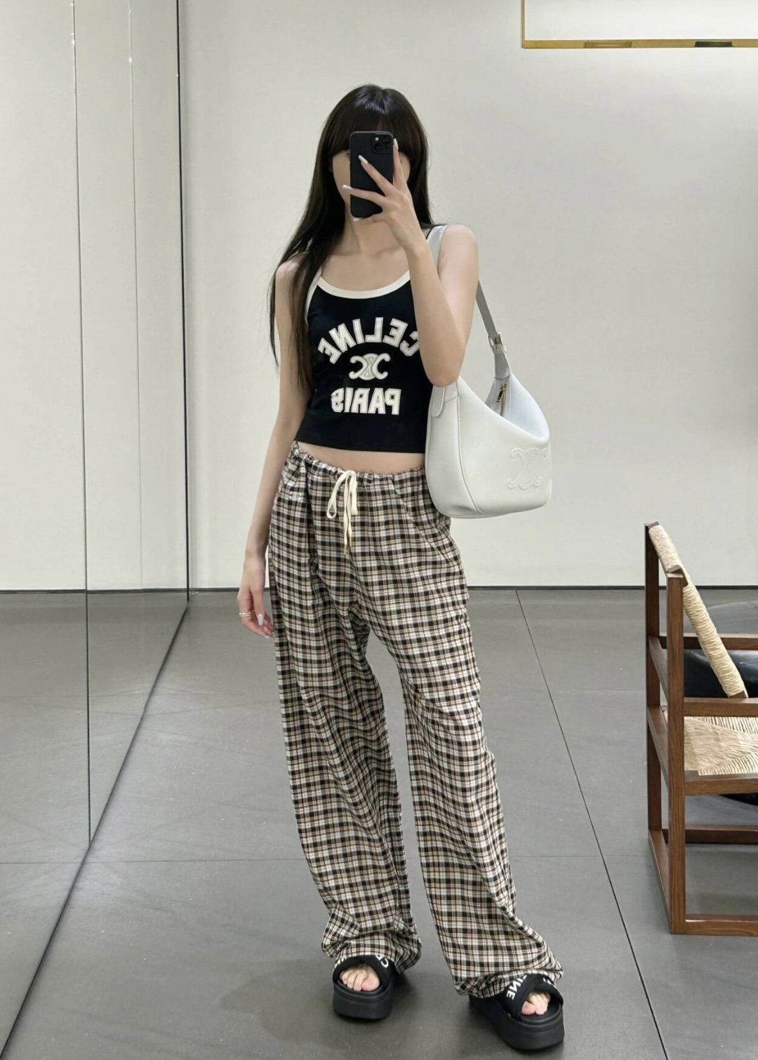 셀린느 24SS PARIS 크롭 탱크 탑 （터보） - 상세 이미지