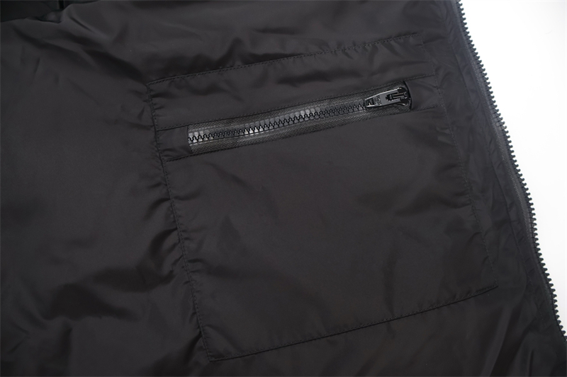 C E L I N E 셀린느 트리옹프 모노그램 나일론 자카드 다운 패딩 자켓 레플리카 6번 이미지 - 의류 | 세미샵 레플리카 사이트