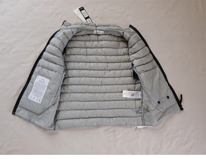스톤아일랜드 17FW 다운 질레 패딩 베스트 DOWN GILET G0124 - 상세 이미지