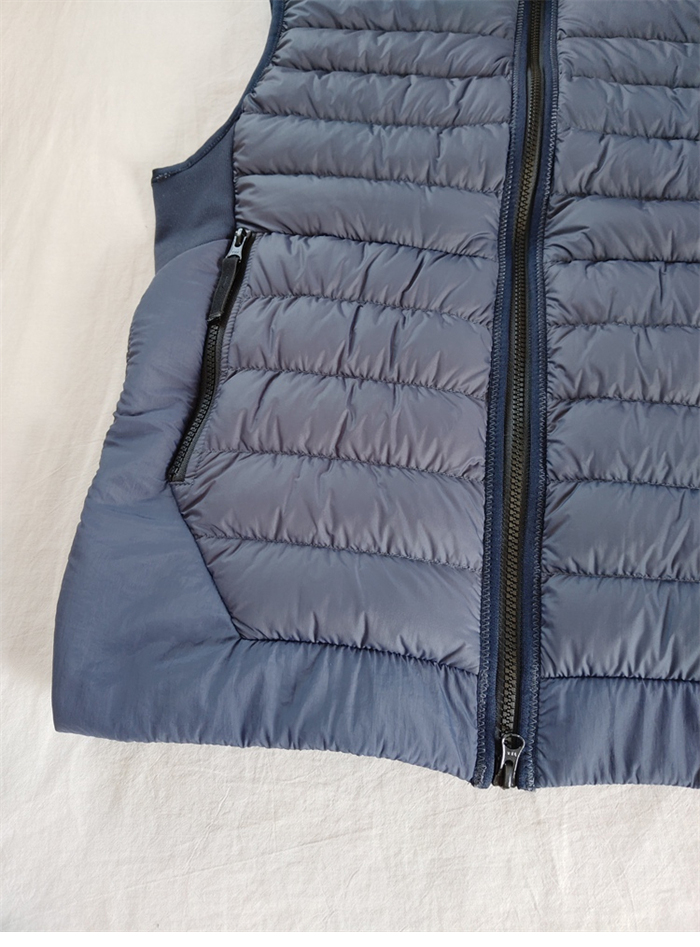 스톤아일랜드 17FW 다운 질레 패딩 베스트 DOWN GILET G0124 - 상세 이미지