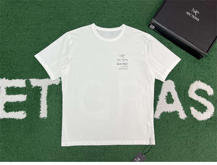 Arc Teryx 아크테릭스 Captive Legend 레터링 반팔 티셔츠 레플리카 15번 이미지 - 의류 | 세미샵 레플리카 사이트