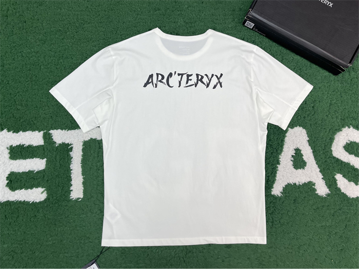 Arc Teryx 아크테릭스 Captive Legend 레터링 반팔 티셔츠 레플리카 16번 이미지 - 의류 | 세미샵 레플리카 사이트