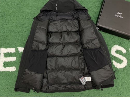 Arc Teryx 아크테릭스 베타 인슐레이티드 고어텍스 다운 자켓 레플리카 4번 이미지 - 의류 | 세미샵 레플리카 사이트