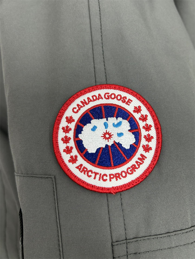 Canada Goose 캐나다구스 Chilliwack 칠리왁 봄버 헤리티지 다운 자켓 레플리카 11번 이미지 - 의류 | 세미샵 레플리카 사이트