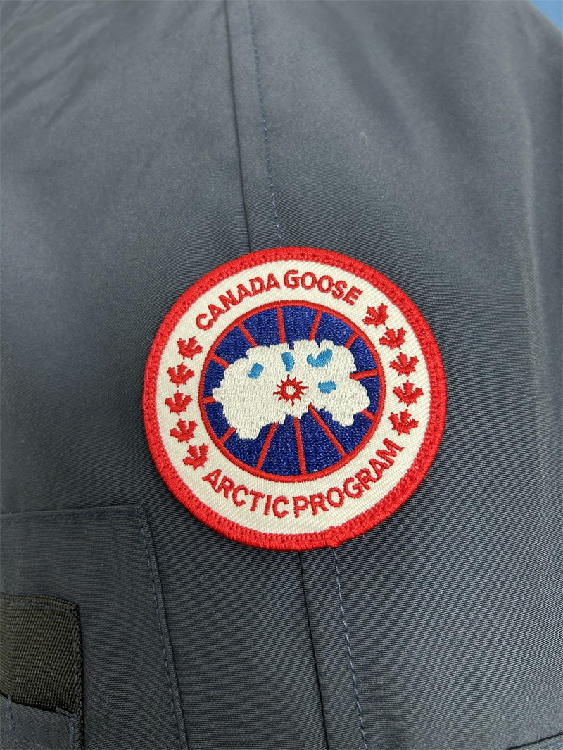 Canada Goose 캐나다구스 Chilliwack 칠리왁 봄버 헤리티지 다운 자켓 레플리카 23번 이미지 - 의류 | 세미샵 레플리카 사이트