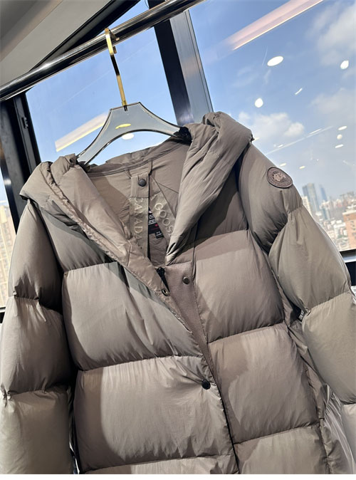 Canada Goose 캐나다구스 Rhoda 다운 패딩 코트 레플리카 16번 이미지 - 의류 | 세미샵 레플리카 사이트