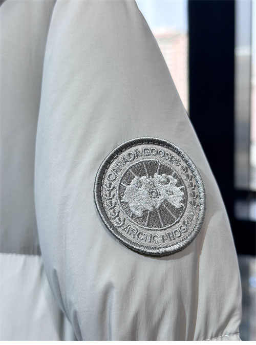 Canada Goose 캐나다구스 Rhoda 다운 패딩 코트 레플리카 26번 이미지 - 의류 | 세미샵 레플리카 사이트