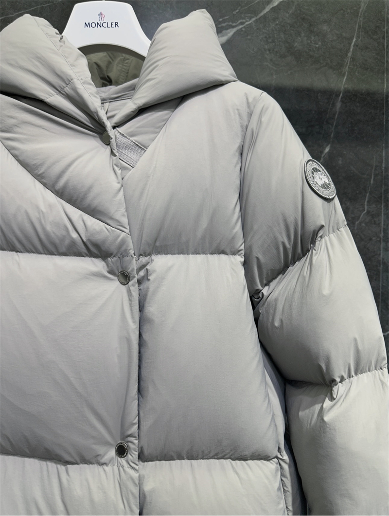 Canada Goose 캐나다구스 Rhoda 로다 숏 다운 패딩 자켓 레플리카 18번 이미지 - 의류 | 세미샵 레플리카 사이트