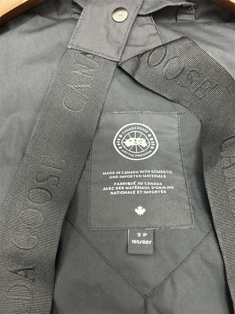 Canada Goose 캐나다구스 Umba 움바 다운 패딩 자켓 레플리카 14번 이미지 - 의류 | 세미샵 레플리카 사이트