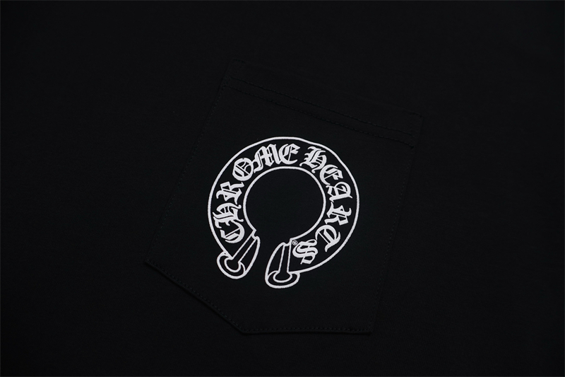 Chrome Hearts 크롬하츠 홀스슈 로고 포켓 롱슬리브 티셔츠 레플리카 7번 이미지 - 의류 | 세미샵 레플리카 사이트