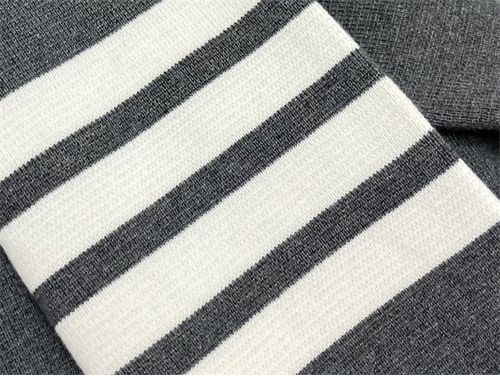 Thom Browne 톰브라운 사선완장 4-Bar 메리노 울 니트 카라 집업 레플리카 18번 이미지 - 의류 | 세미샵 레플리카 사이트