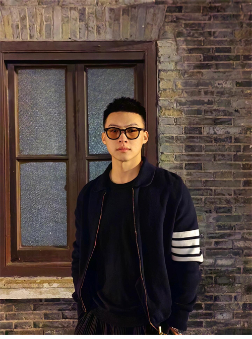 Thom Browne 톰브라운 사선완장 4-Bar 메리노 울 니트 카라 집업 레플리카 30번 이미지 - 의류 | 세미샵 레플리카 사이트