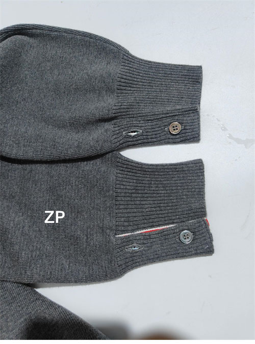 Thom Browne 톰브라운 사선완장 밀라노 스티치 코튼 크레이프 가디건 레플리카 18번 이미지 - 의류 | 세미샵 레플리카 사이트