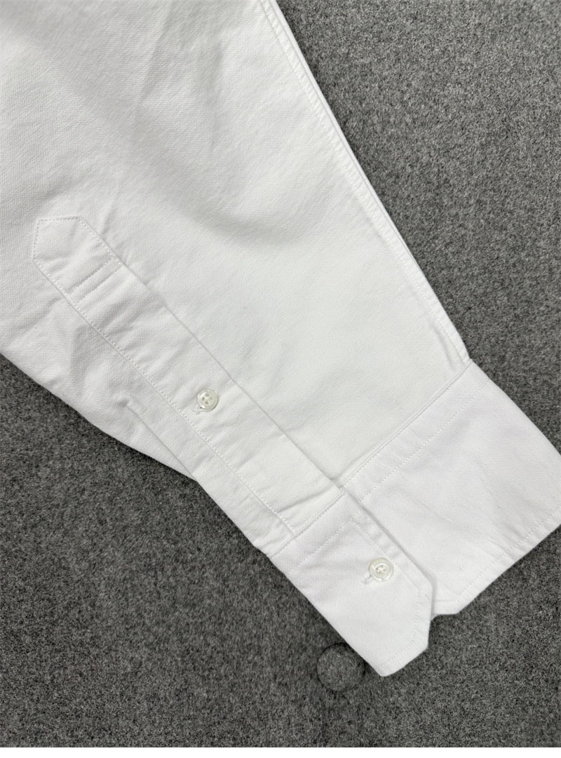 Thom Browne 톰브라운 클래식 사선완장 옥스포드 박스핏 셔츠 레플리카 17번 이미지 - 의류 | 세미샵 레플리카 사이트