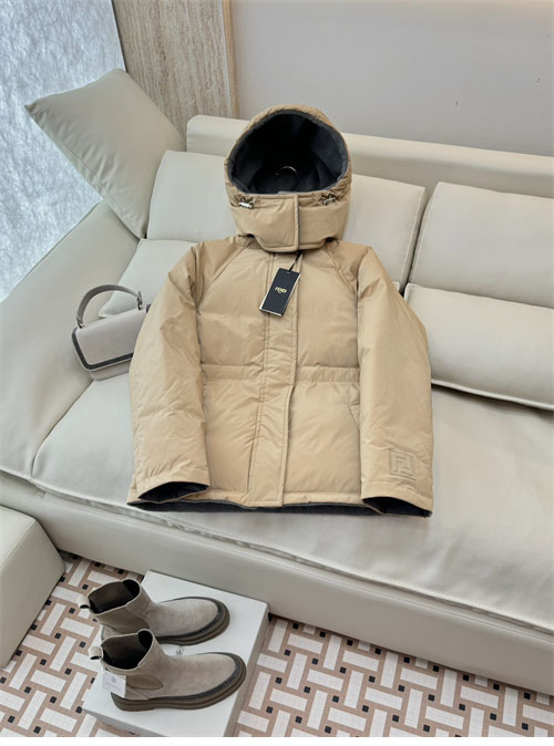 Fendi 펜디 양면 다운 패딩 자켓 레플리카 2번 이미지 - 의류 | 세미샵 레플리카 사이트