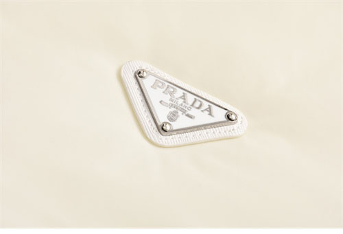 P R A D A 프라다 23FW 트라이앵글 로고 리버서블 후디 자켓 레플리카 20번 이미지 - 의류 | 세미샵 레플리카 사이트