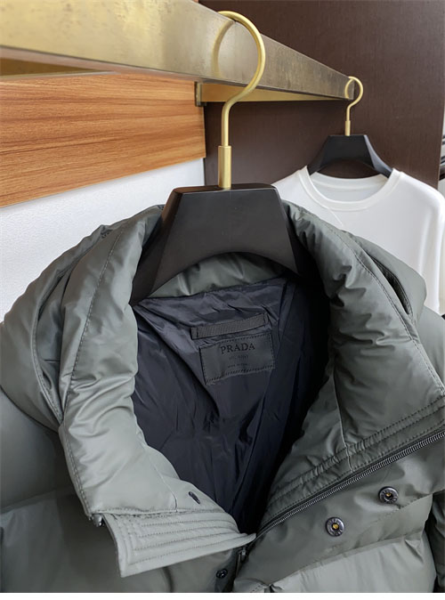 P R A D A 프라다 24FW 로고 패딩 자켓 레플리카 4번 이미지 - 의류 | 세미샵 레플리카 사이트