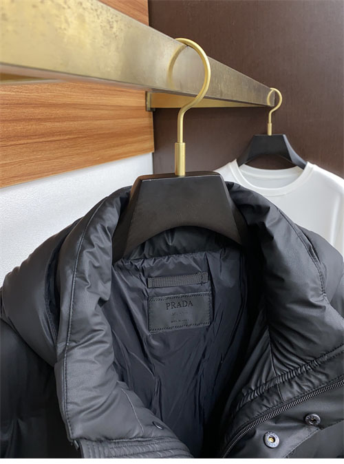 P R A D A 프라다 24FW 로고 패딩 자켓 레플리카 14번 이미지 - 의류 | 세미샵 레플리카 사이트