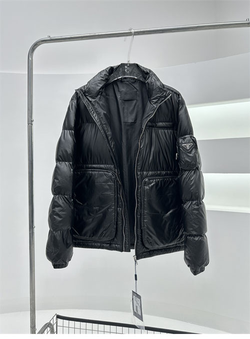 P R A D A 프라다 Linea Rossa 빅 포켓 다운 자켓 레플리카 9번 이미지 - 의류 | 세미샵 레플리카 사이트